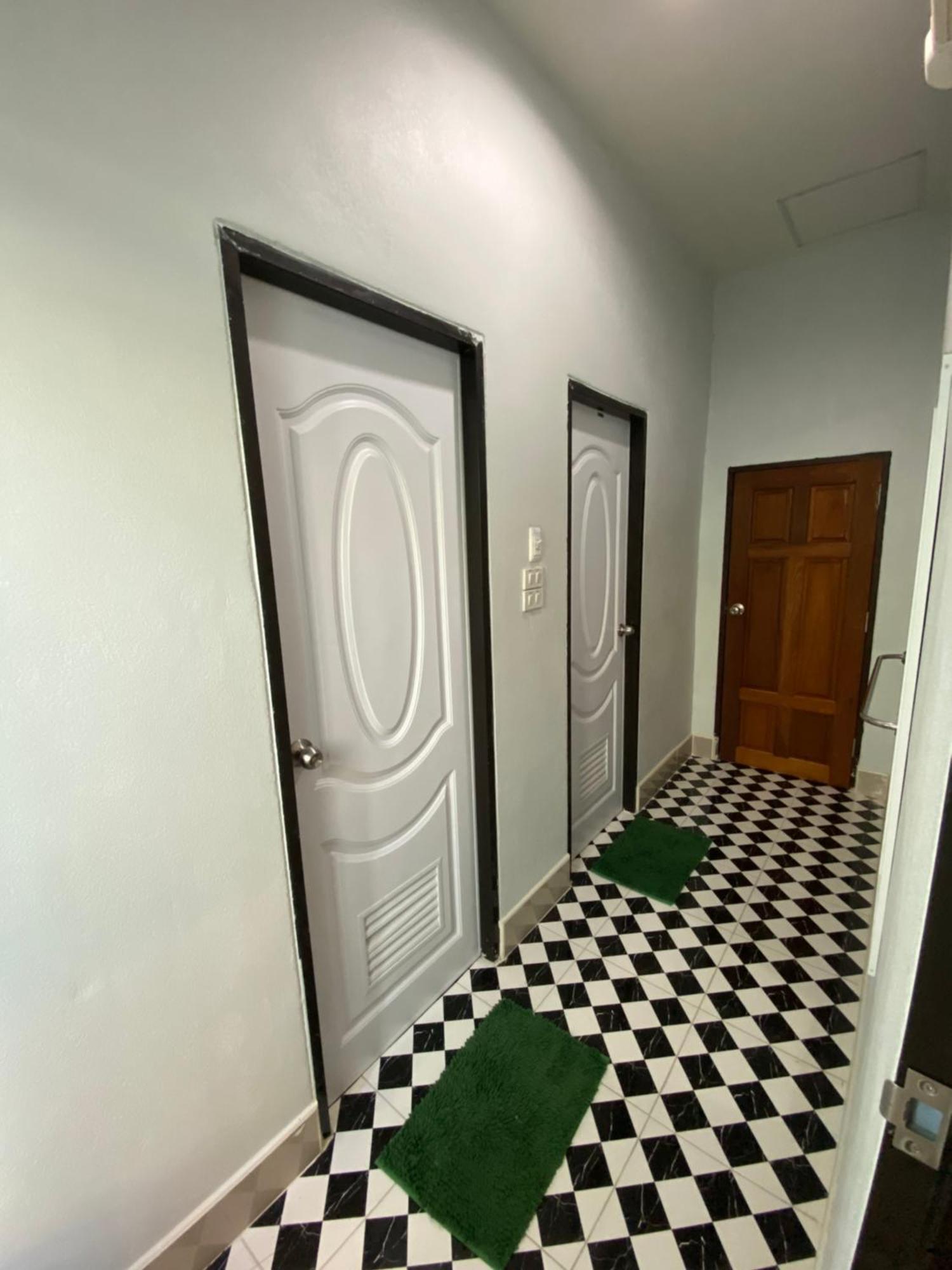 Brown Andaman Country house